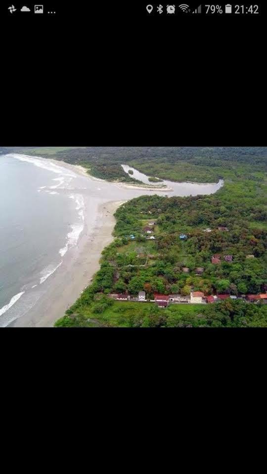 Praias E Cachoeiras Sp *